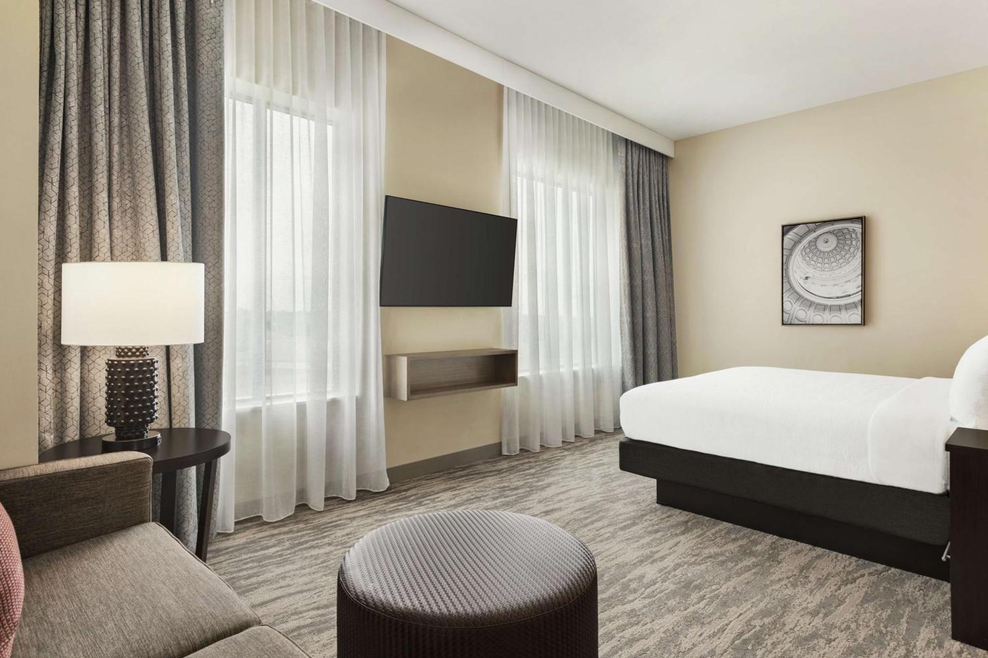Embassy Suites By Hilton Раунд-Рок Экстерьер фото